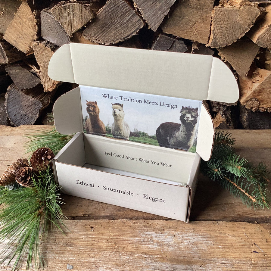 Alpaca Gift Set - “Stand-in-the-Snow”